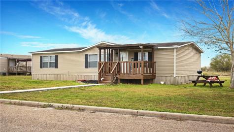 1909 Morenita Drive Sinton TX 78387