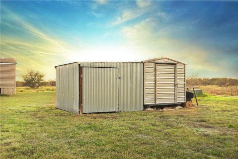 1909 Morenita Drive Sinton TX 78387