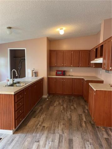 1100 Naranjo Street Sinton TX 78387