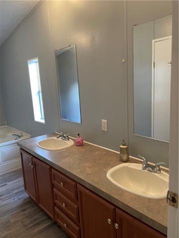 1100 Naranjo Street Sinton TX 78387