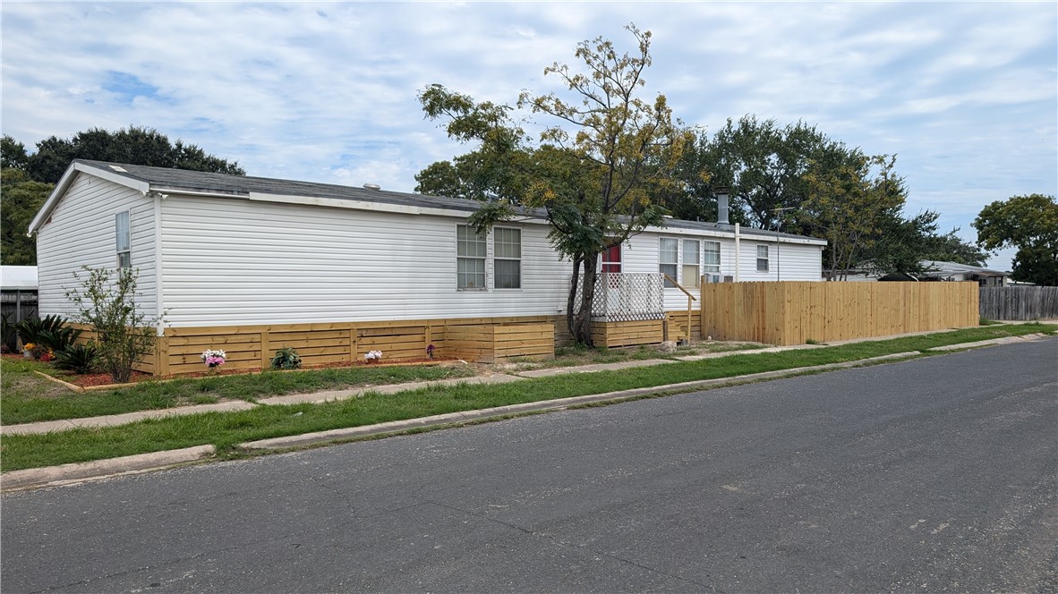 2925 Newport Drive Corpus Christi TX 78418
