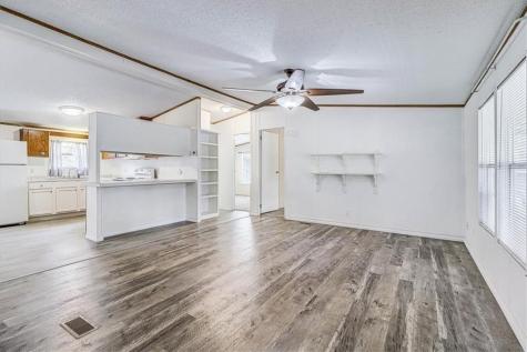 62 Portia Avenue Rockport TX 78382