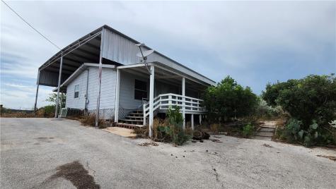 211 S Vista Drive Sandia TX 78383