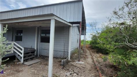 211 S Vista Drive Sandia TX 78383