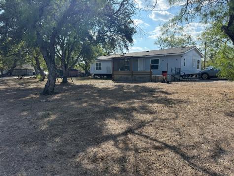 414 County Road 323 Orange Grove TX 78372