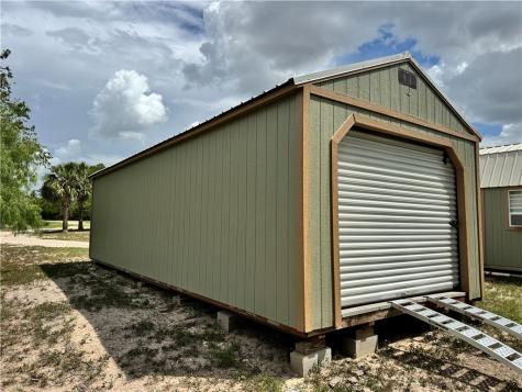1616 Middle Road George West TX 78022