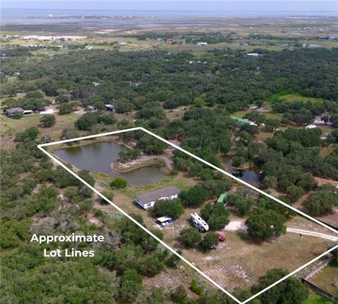 295 Griffith Drive Rockport TX 78382