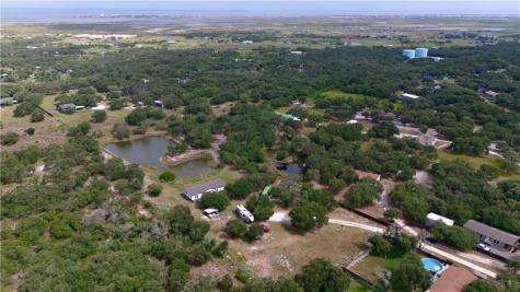 295 Griffith Drive Rockport TX 78382
