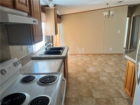 215 Elsie Avenue Agua Dulce TX 78330
