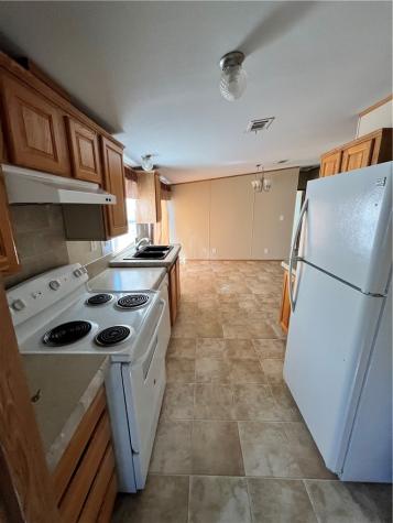215 Elsie Avenue Agua Dulce TX 78330