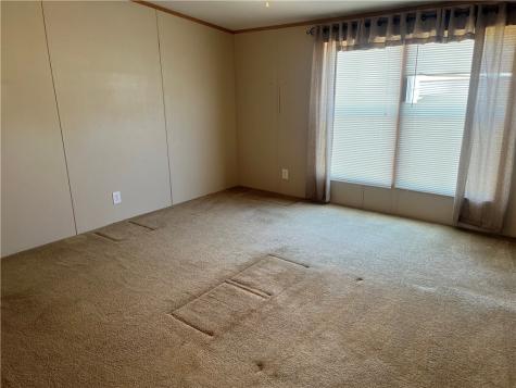 215 Elsie Avenue Agua Dulce TX 78330