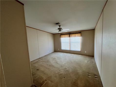 215 Elsie Avenue Agua Dulce TX 78330