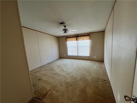 215 Elsie Avenue Agua Dulce TX 78330