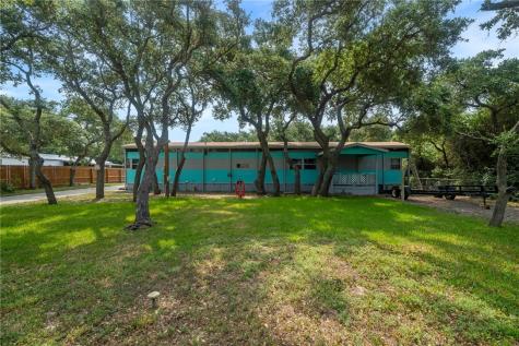 818 S Doughty Street Rockport TX 78382