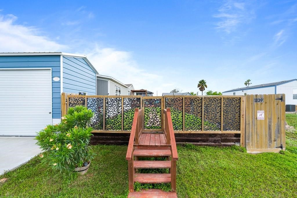 239 Allen M Parks Drive Rockport TX 78382