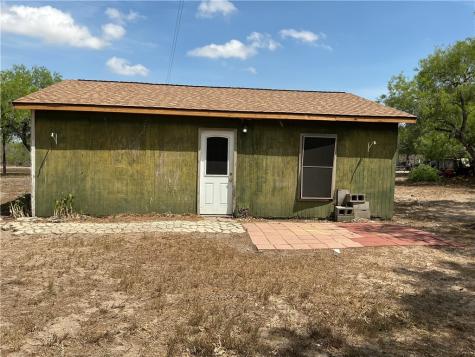 261 N County Road 1016 Kingsville TX 78363
