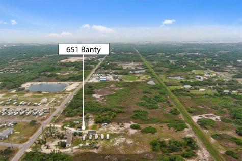 651 Banty Aransas Pass TX 78336