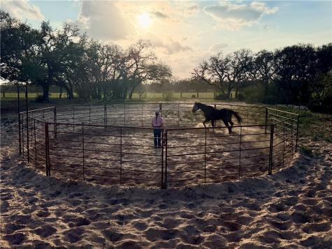 490 Hernandez Road Poteet TX 78065