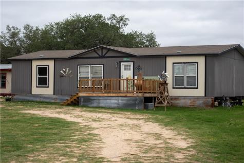490 Hernandez Road Poteet TX 78065