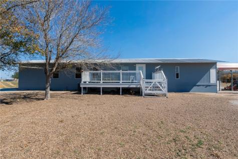21564 County Road 1718 Mathis TX 78368