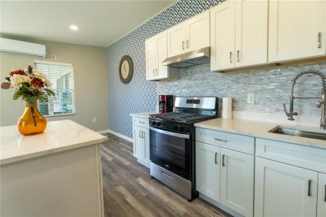 21564 County Road 1718 Mathis TX 78368