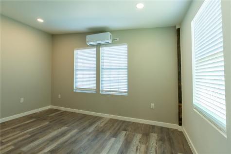 21564 County Road 1718 Mathis TX 78368