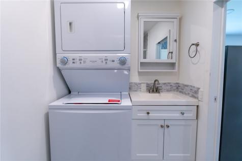 21564 County Road 1718 Mathis TX 78368