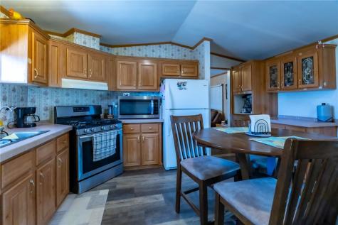 21564 County Road 1718 Mathis TX 78368