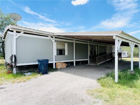 186 County Road 161 Alice TX 78332