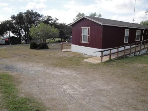 315 S Vista Dr S Sandia TX 78383