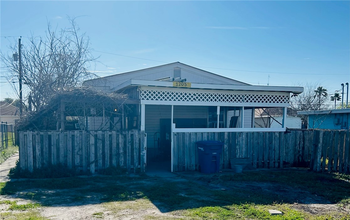 1205 Central Street Corpus Christi TX 78418