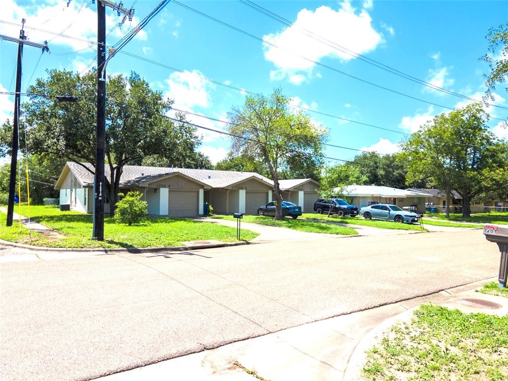1200 Kline A, B, C Odem TX 78370