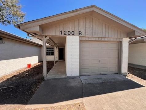1200 Kline A, B, C Odem TX 78370