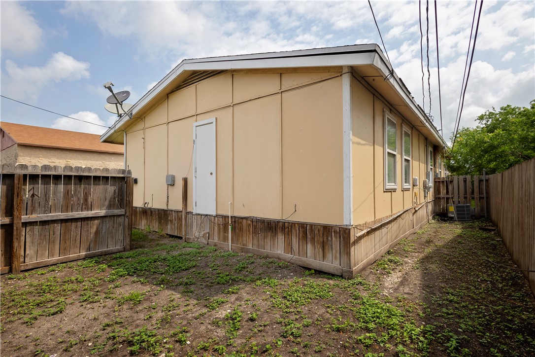 1802 16th Street Corpus Christi TX 78404