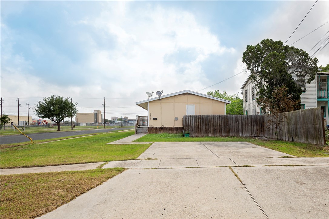 1802 16th Street Corpus Christi TX 78404