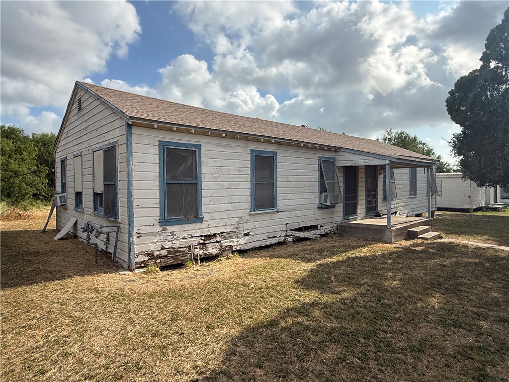 5108 Thomas Drive Corpus Christi TX 78407
