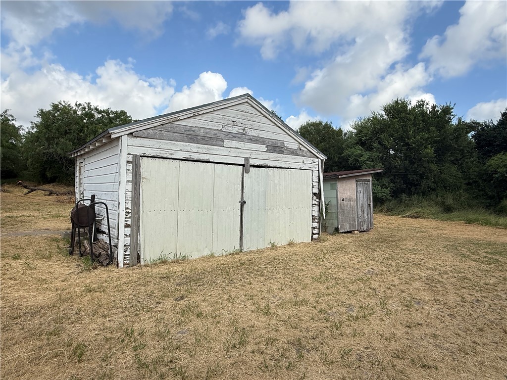 5108 Thomas Drive Corpus Christi TX 78407