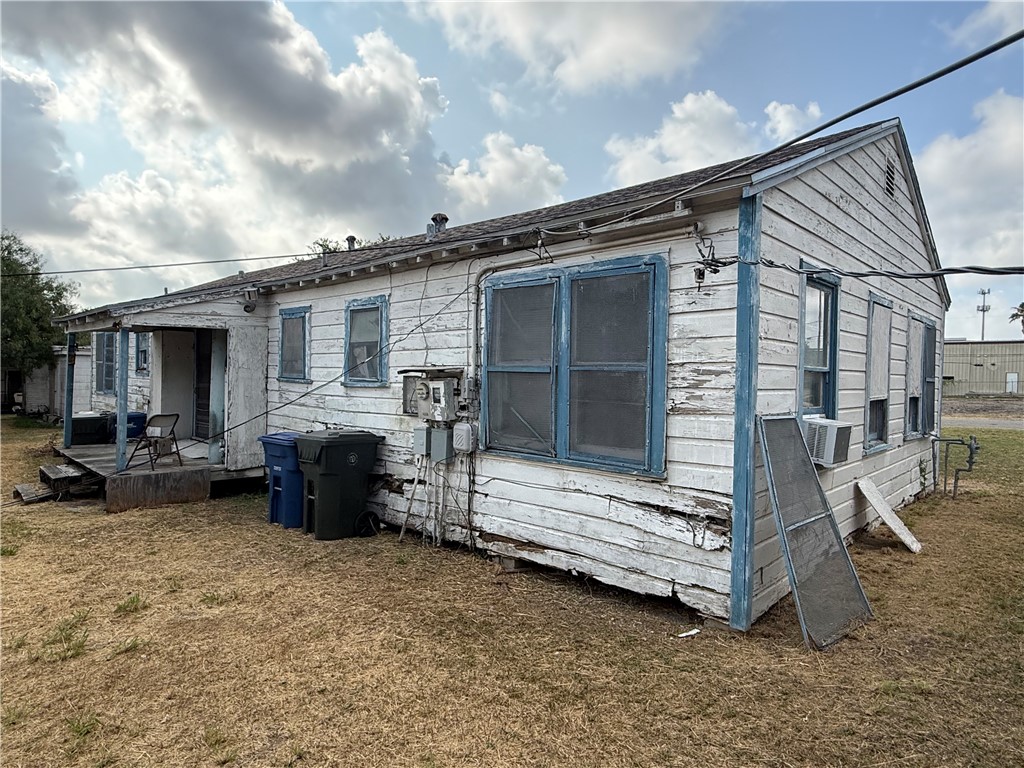 5108 Thomas Drive Corpus Christi TX 78407