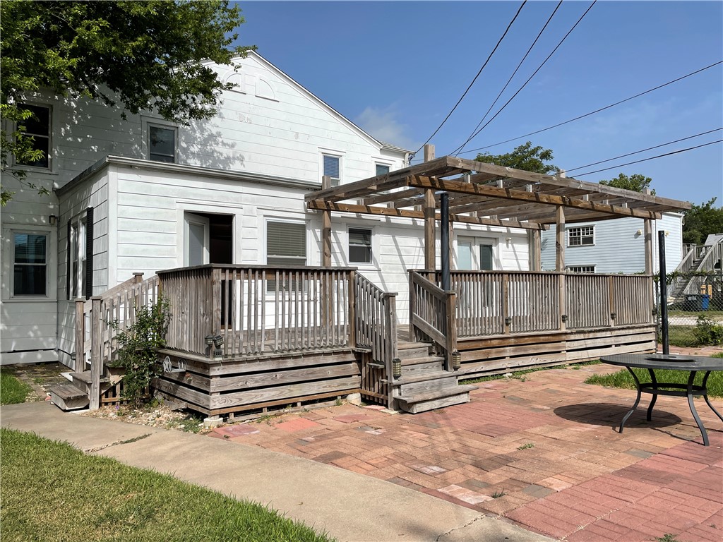 118 Cole Street Corpus Christi TX 78404
