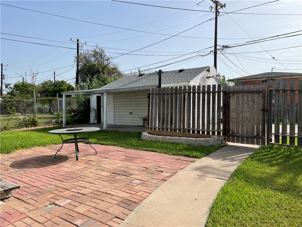 118 Cole Street Corpus Christi TX 78404