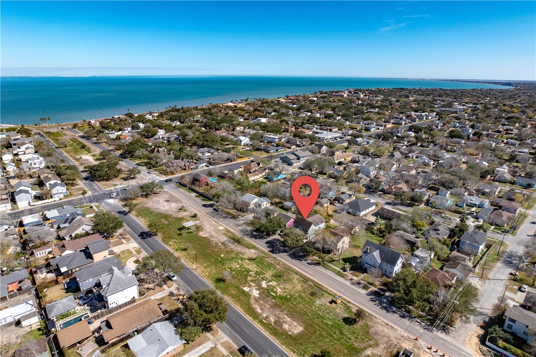 325 Louisiana Avenue Corpus Christi TX 78404