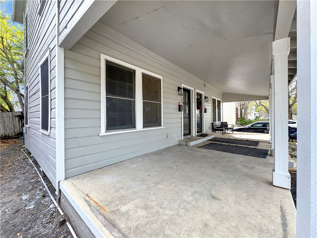 325 Louisiana Avenue Corpus Christi TX 78404