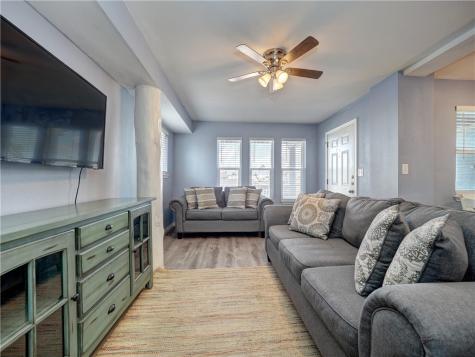 419 6th Street Port Aransas TX 78373