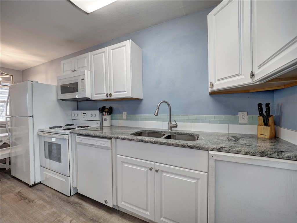 419 6th Street Port Aransas TX 78373
