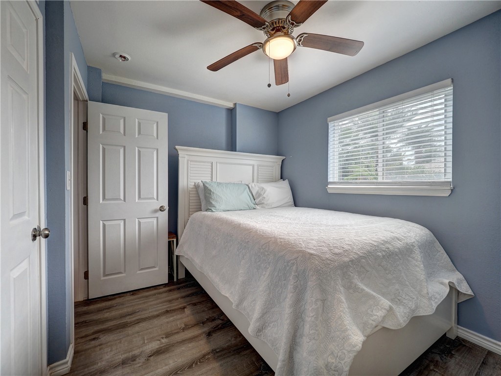 419 6th Street Port Aransas TX 78373