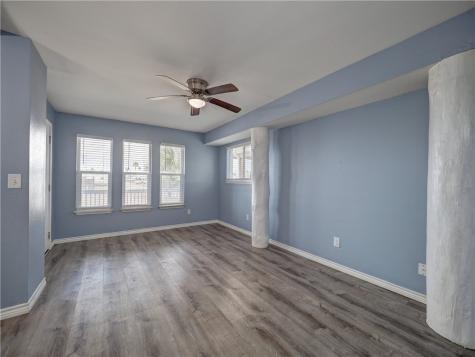 419 6th Street Port Aransas TX 78373