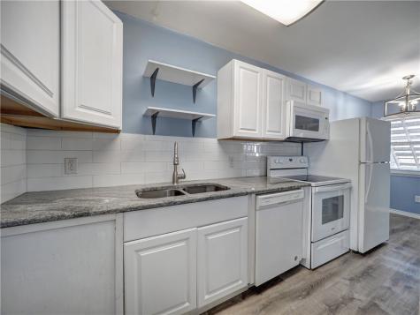 419 6th Street Port Aransas TX 78373