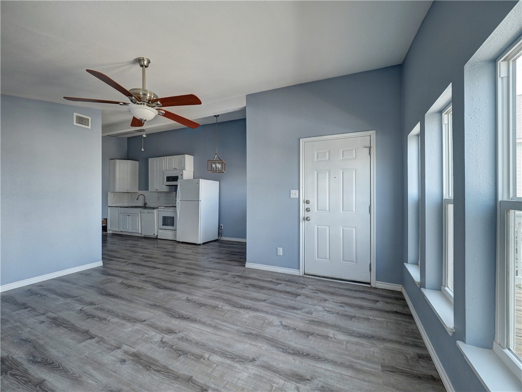 419 6th Street Port Aransas TX 78373
