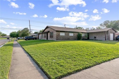 3741 Thornberry Court Corpus Christi TX 78415