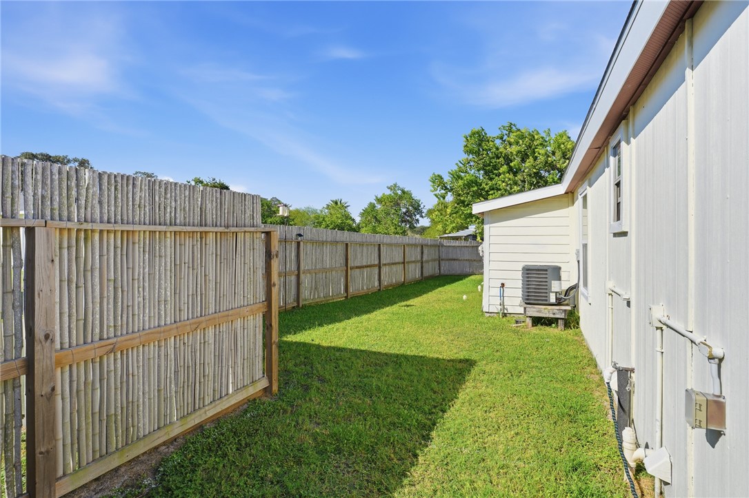 609 W Liberty Street Rockport TX 78382